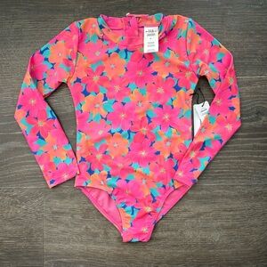 Feather 4 Arrow Wave Chaser Surf Suit - Size 6 NEW!